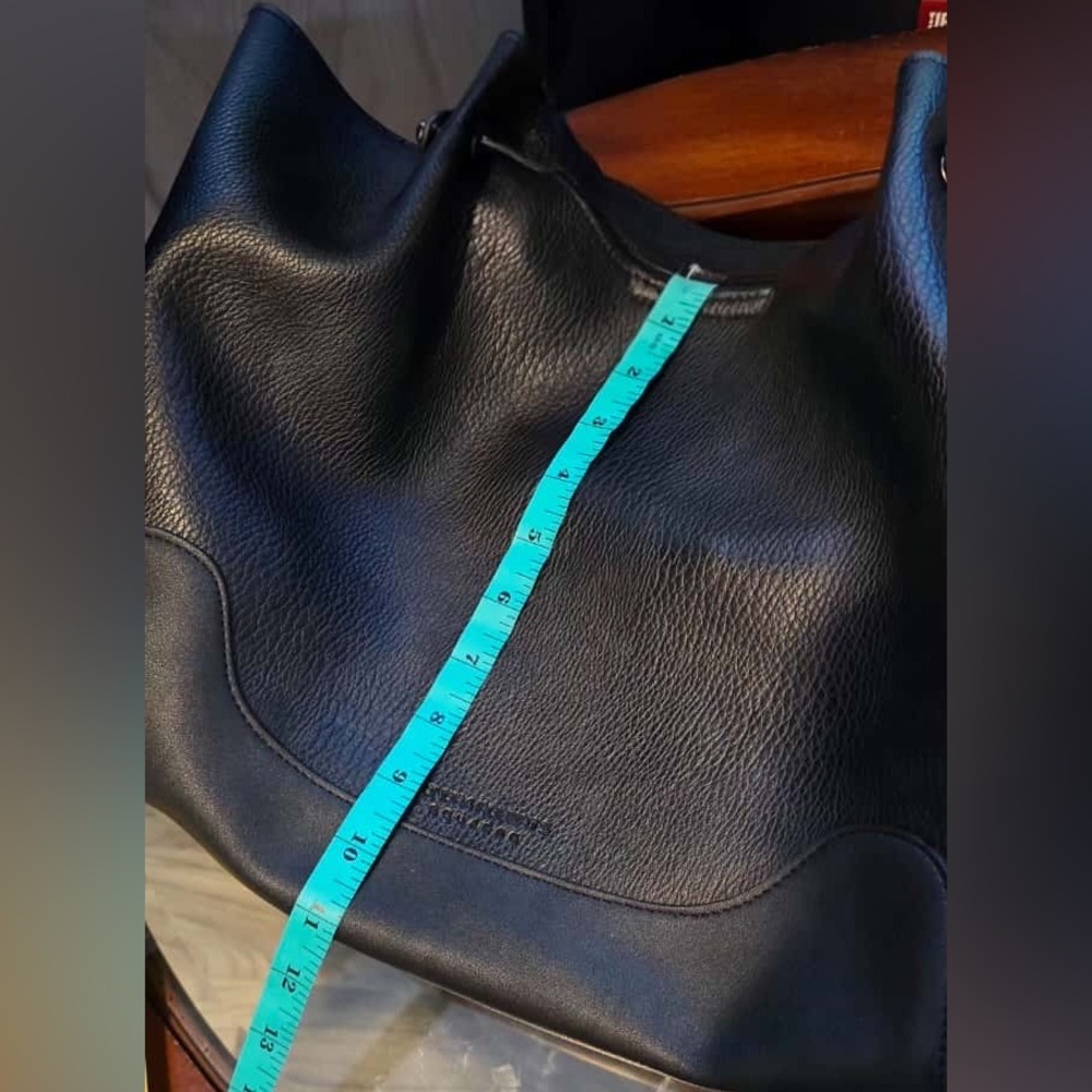 Sondra Roberts Black Leather Tote Bag - Picture 15 of 16